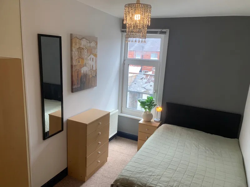 Affordable 3 Bedroom House // 2026/7 - Image 5